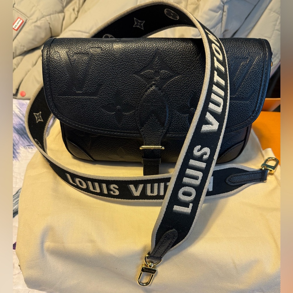 Louis Vuitton Diane monogram leather bag.